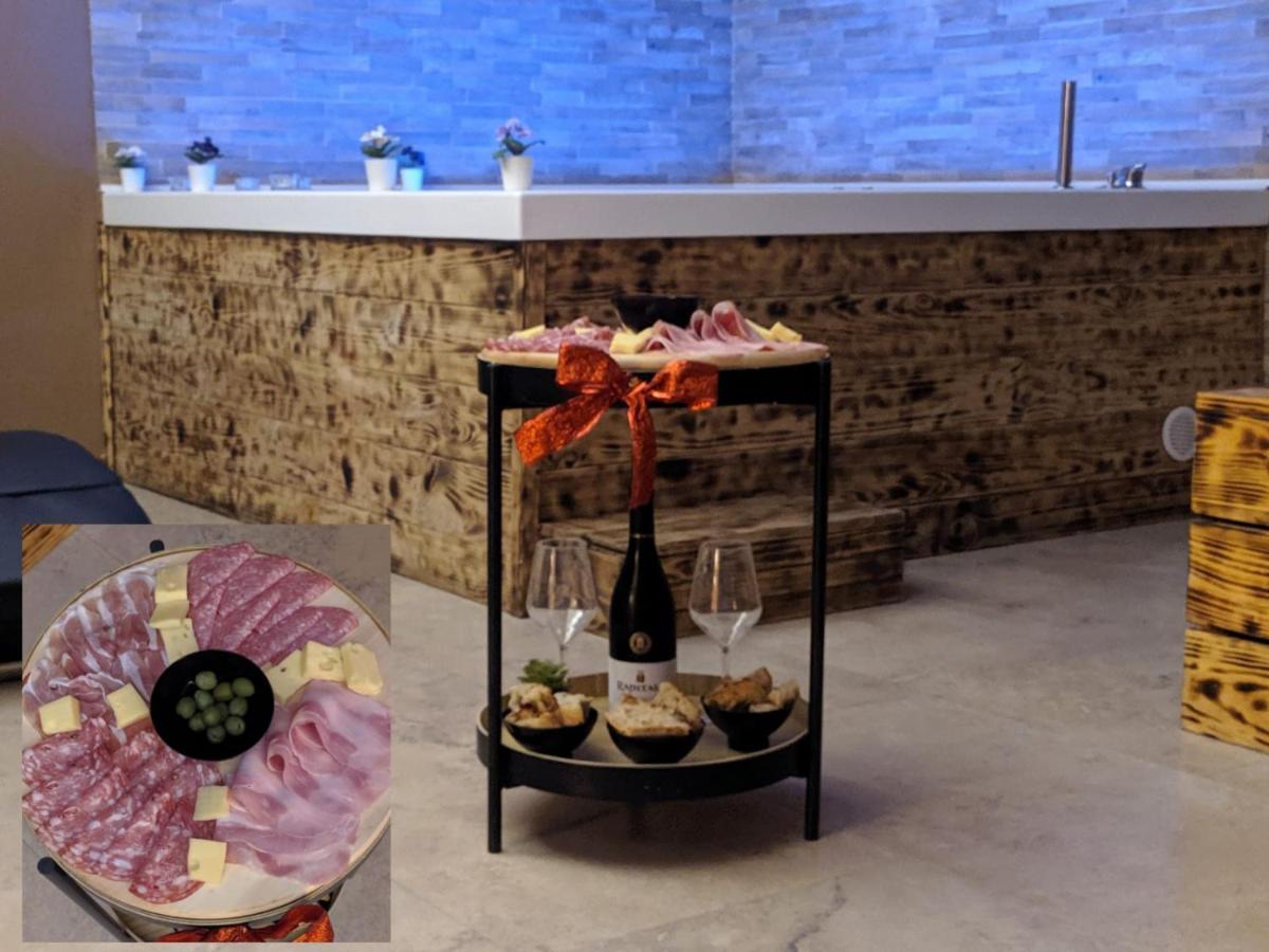 Royalty Rooms & Spa Napoli Ngoại thất bức ảnh