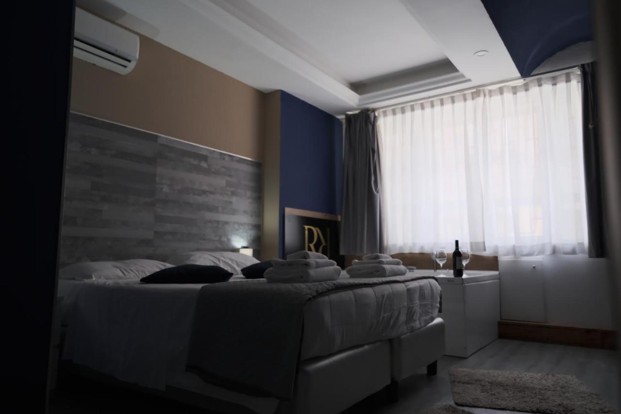 Royalty Rooms & Spa Napoli Ngoại thất bức ảnh