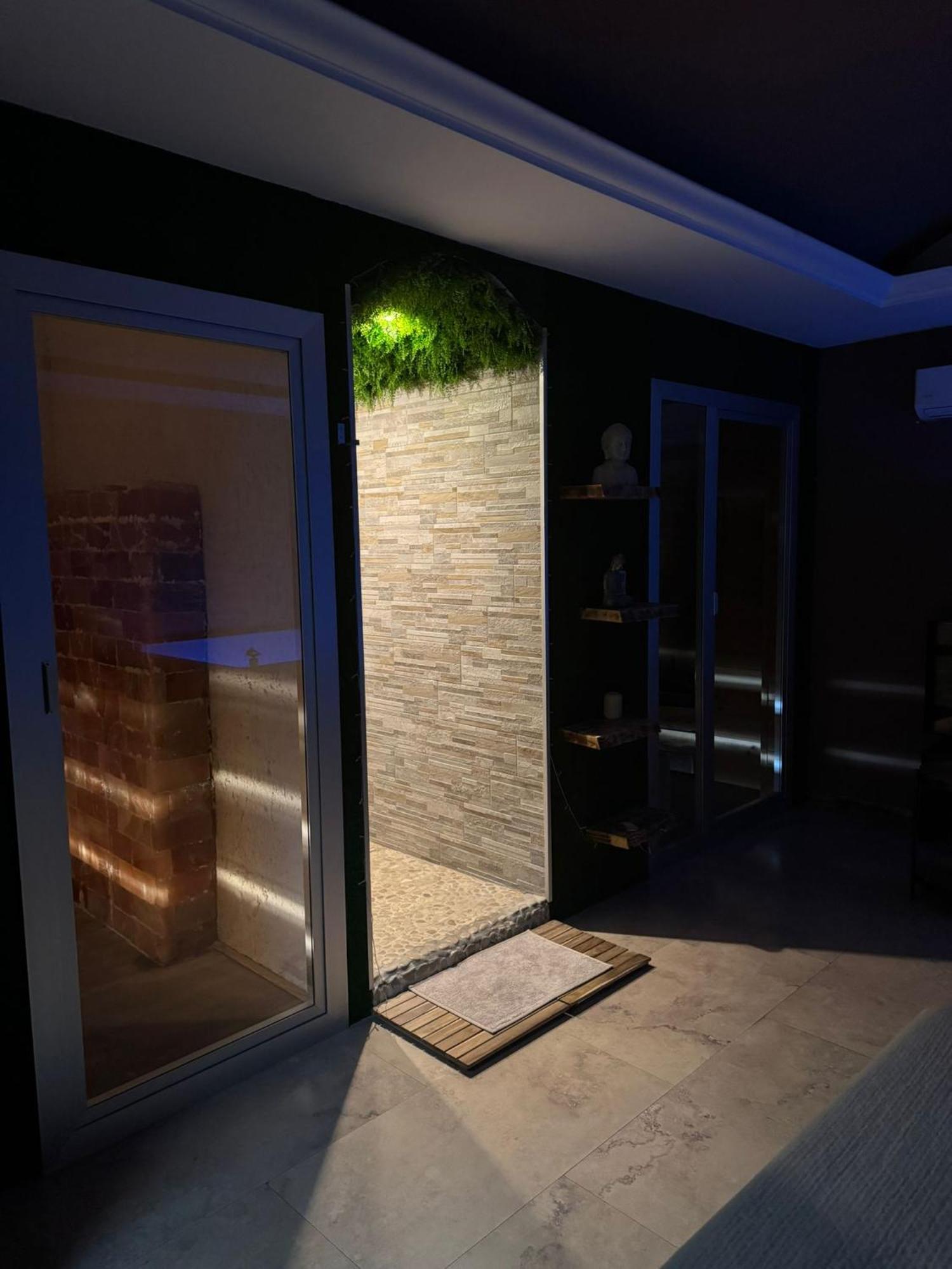 Royalty Rooms & Spa Napoli Ngoại thất bức ảnh