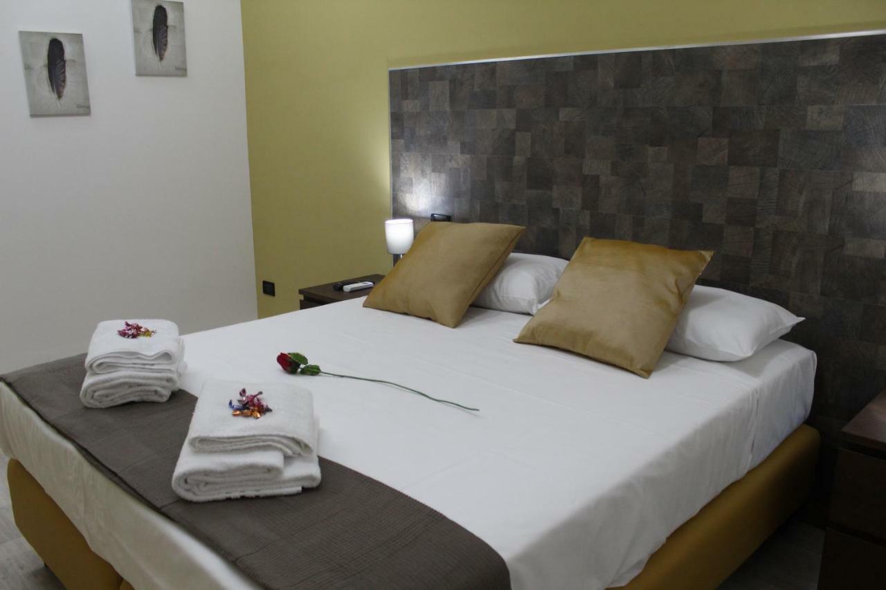 Royalty Rooms & Spa Napoli Ngoại thất bức ảnh
